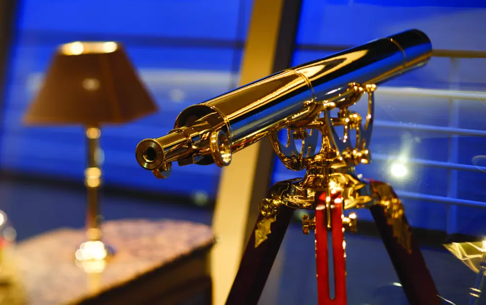 Silversea, Silver Spirit, Observation Library 2 ©Silversea Cruises Ltd.jpg